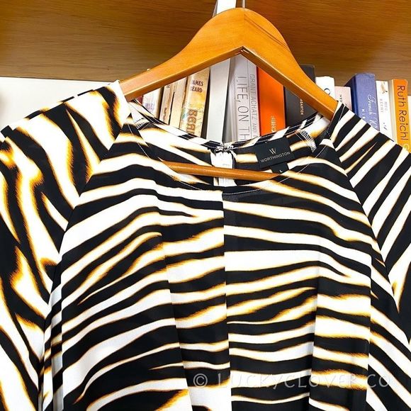 Animal Print Tie Front Blouse Women’s Size Large NEW - Picture 5 of 12